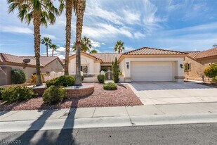 10041 Woodhouse Dr in Las Vegas, NV - Building Photo