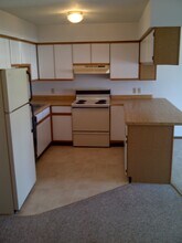 119 Meister Dr, Unit 119 in Columbus, WI - Building Photo - Building Photo