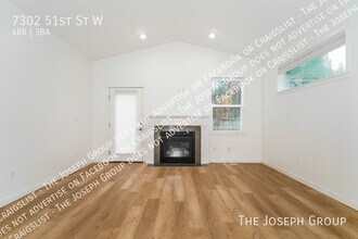 7302 51st St W in University Place, WA - Building Photo - Building Photo