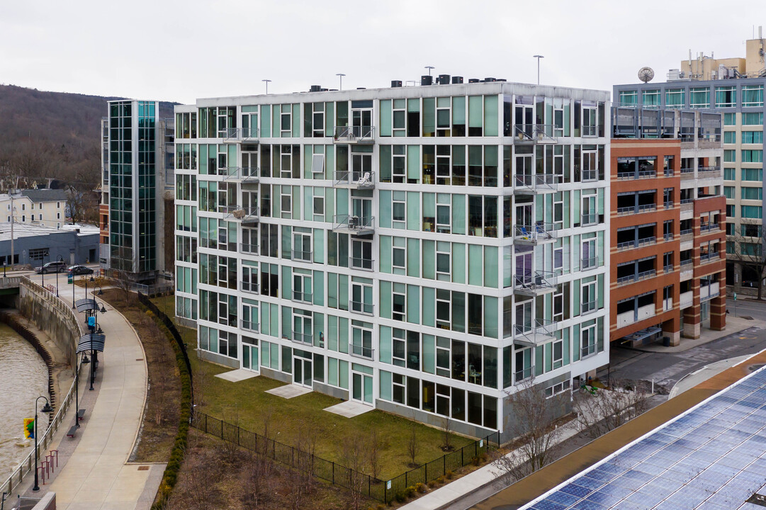 Cayuga Lofts in Ithaca, NY - Foto de edificio