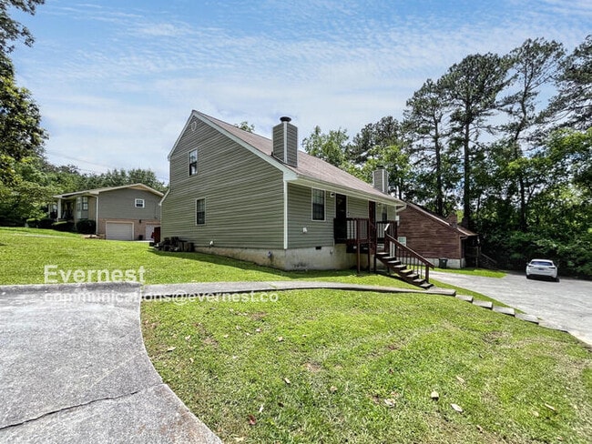 property at 3614 Glendon Dr