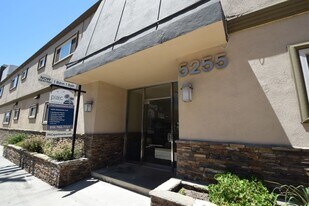 5255 Blakeslee Ave in Los Angeles, CA - Building Photo