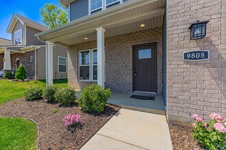 9808 Blyth Dr in Evansville, IN - Building Photo - Building Photo