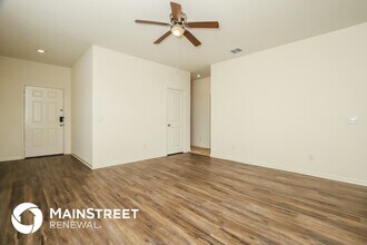 5010 Dawn Break in Saint Hedwig, TX - Building Photo - Building Photo