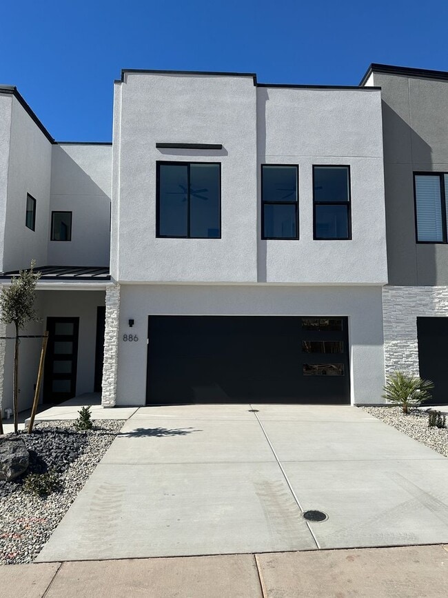 property at 886 Willow Bnd Dr