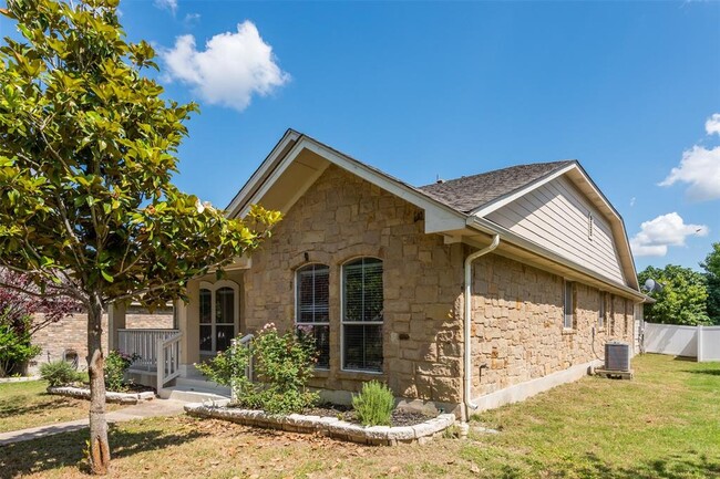 209 Gila Cliff Dr in Pflugerville, TX - Building Photo - Building Photo