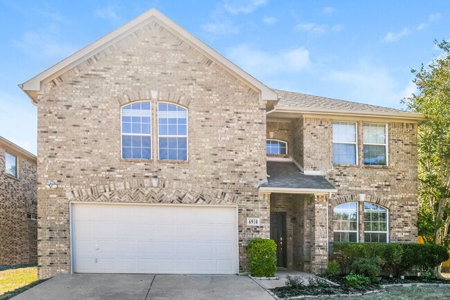 property at 6910 Shore Breeze Ct