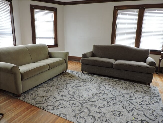 217 Middlesex Rd in Rochester, NY - Building Photo - Building Photo