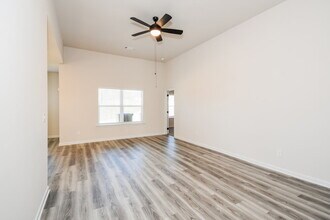 453 Egret Ct in Hoschton, GA - Building Photo - Building Photo