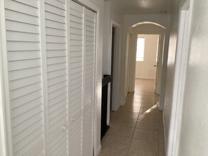 2736 SE 15th Rd in Homestead, FL - Building Photo - Building Photo