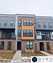 4448 Dominion Frst Cir in Glen Allen, VA - Building Photo