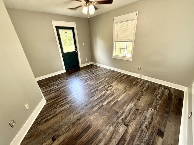 property at 1208 E Mt Vernon St