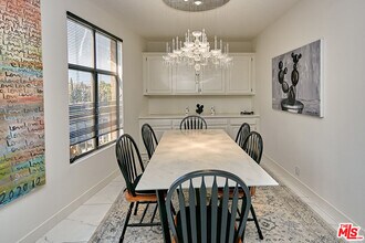 4444 Wilshire Blvd in Los Angeles, CA - Building Photo - Building Photo