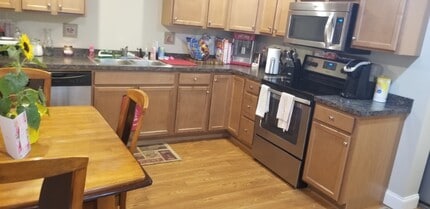 1047 Fyler Rd in Kirkville, NY - Building Photo - Building Photo