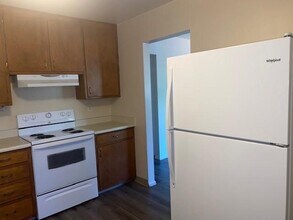 305 Columbia Rd in Colorado Springs, CO - Building Photo - Building Photo