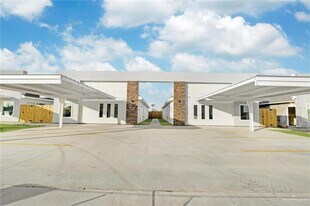 5700 Northwestern Ave in McAllen, TX - Building Photo