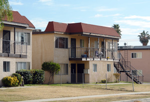 4211 Mountain Dr Apartments