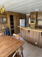 12 Circle Dr in Huntington, WV - Building Photo - Building Photo