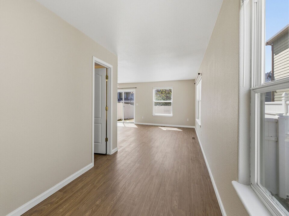 3305 Barbera St in Evans, CO - Building Photo