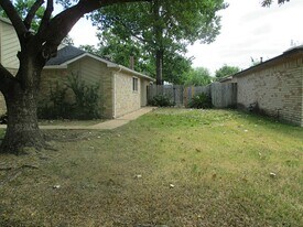 11610 Ridge Run Dr in Houston, TX - Building Photo