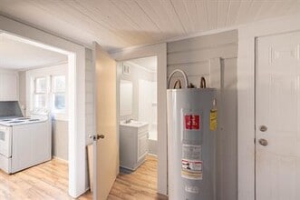 109 Cleveland Ave in Albemarle, NC - Building Photo - Building Photo