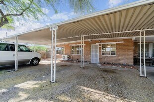 3225 E Patricia St in Tucson, AZ - Building Photo