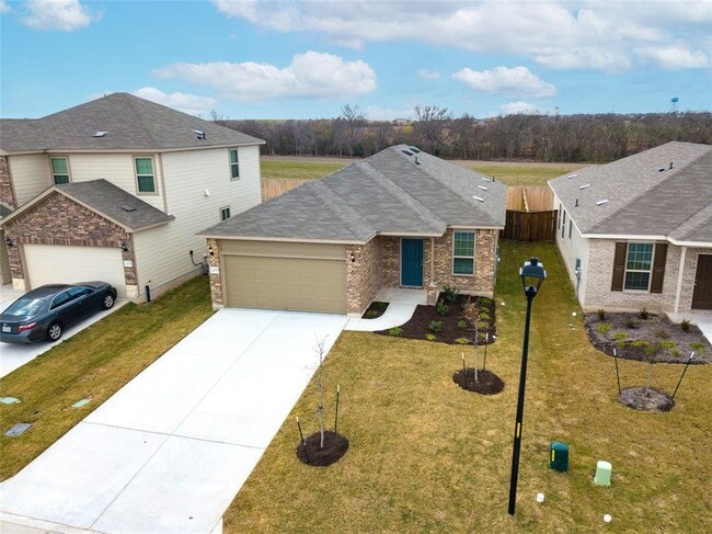 229 The Duke Dr in Jarrell, TX - Building Photo - Building Photo