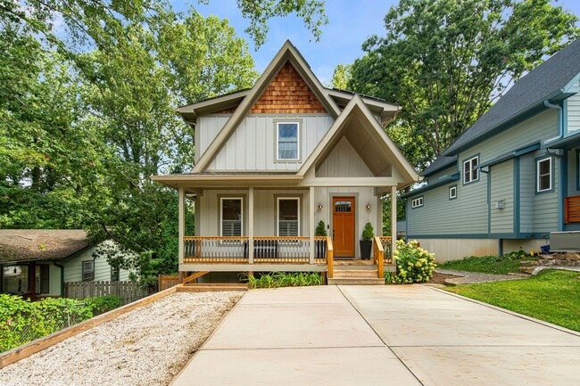 33 Rex Dr