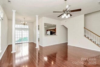 10009 Barbee Dr in Charlotte, NC - Building Photo - Building Photo