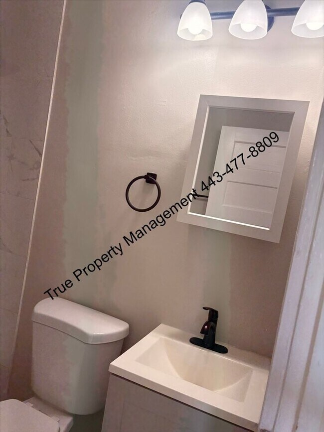 property at 3212 Elmora Ave