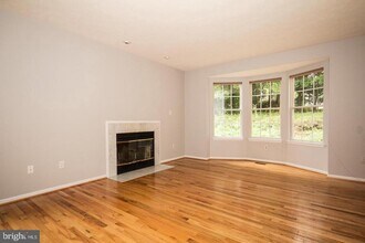 1212 Walnut Wood Rd in Cockeysville, MD - Building Photo - Building Photo