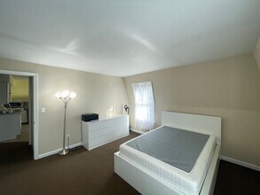 60 Broadway in Pembroke, NH - Building Photo - Building Photo