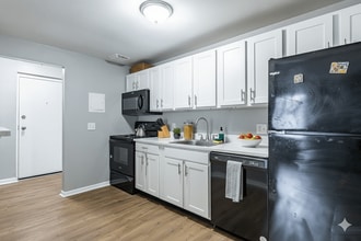 Willowbrooke Apartments & Townhomes in Brockport, NY - Building Photo - Building Photo