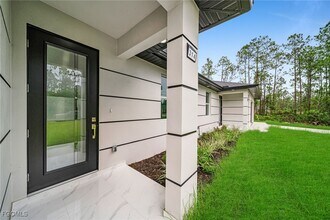 314 Urbana St in Lehigh Acres, FL - Building Photo - Building Photo