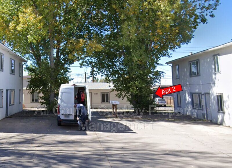 864 N 5th St in Laramie, WY - Building Photo