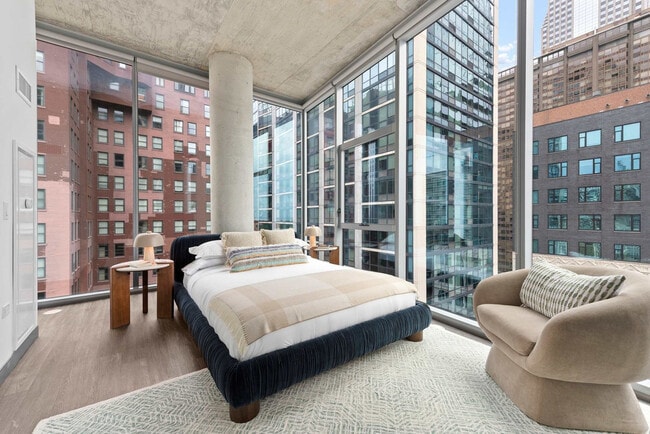 54 E Randolph St in Chicago, IL - Building Photo - Building Photo
