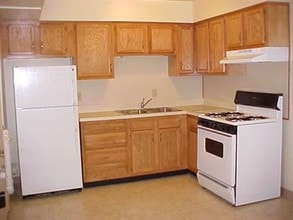 Oak Hill Apartments in Franklin, PA - Building Photo - Interior Photo