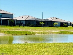 11247 Canopy Loop in Ft. Myers, FL - Building Photo - Building Photo