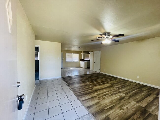 1503 46th Pl in Lubbock, TX - Building Photo - Building Photo