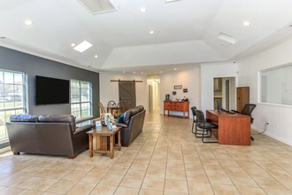 The Hayes Apartments in Fort Worth, TX - Building Photo - Building Photo