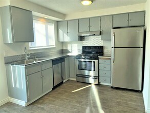 Tall Firs Aparments in Vancouver, WA - Building Photo - Building Photo