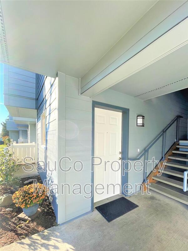 6044 SE Drake St in Hillsboro, OR - Building Photo - Building Photo