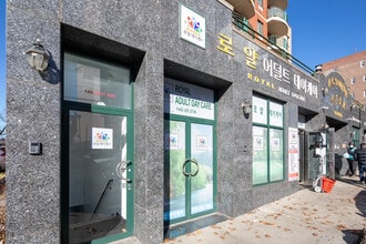 ACT TOWER in Flushing, NY - Building Photo - Building Photo