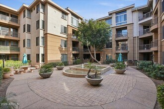 1701 E Colter St, Unit 333 in Phoenix, AZ - Building Photo - Building Photo