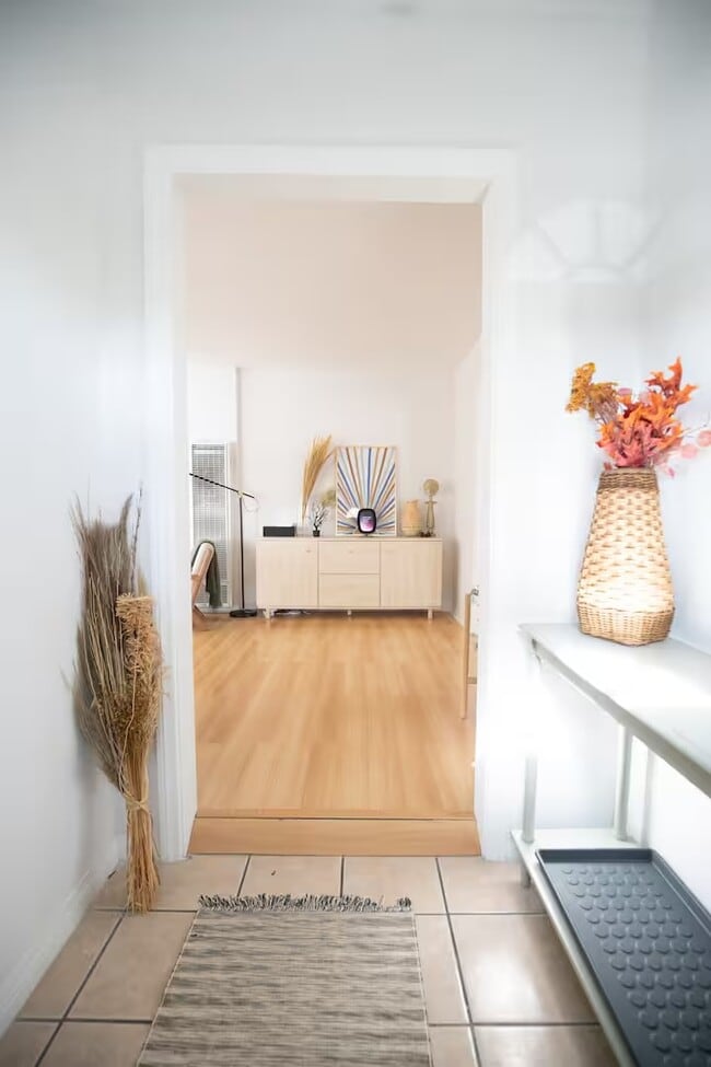 4018 Higuera St in Culver City, CA - Building Photo - Building Photo