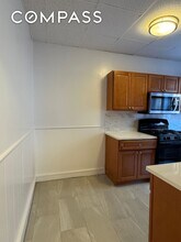 191-13 42nd Ave, Unit 1F in Queens, NY - Building Photo - Building Photo