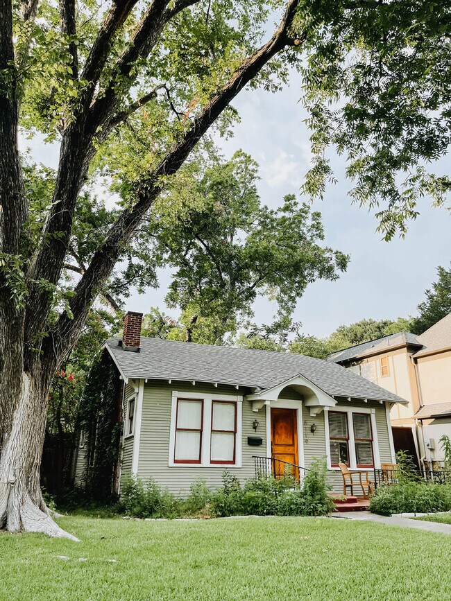 6119 Goliad Ave Rentals in Dallas, TX