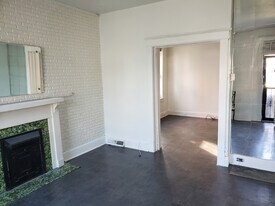 1730 Saint Louis Ave, Unit Bottom Floor in East St. Louis, IL - Building Photo
