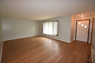 721 N Broadway St in Greenfield, IN - Building Photo - Building Photo