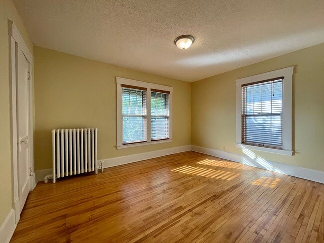 3161 Park Ave in Minneapolis, MN - Foto de edificio - Building Photo